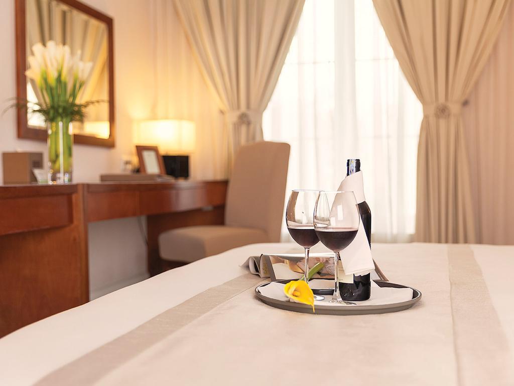 Catina Saigon Hotel Ho Chi Minh City Exterior photo