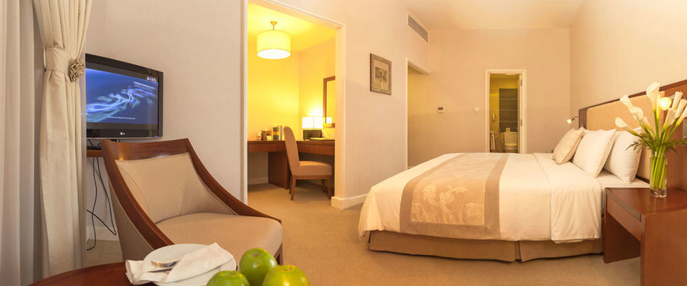 Catina Saigon Hotel Ho Chi Minh City Exterior photo