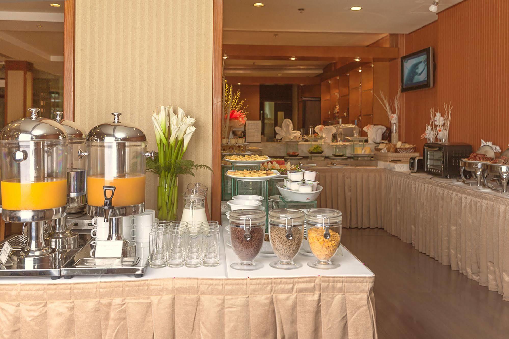 Catina Saigon Hotel Ho Chi Minh City Exterior photo