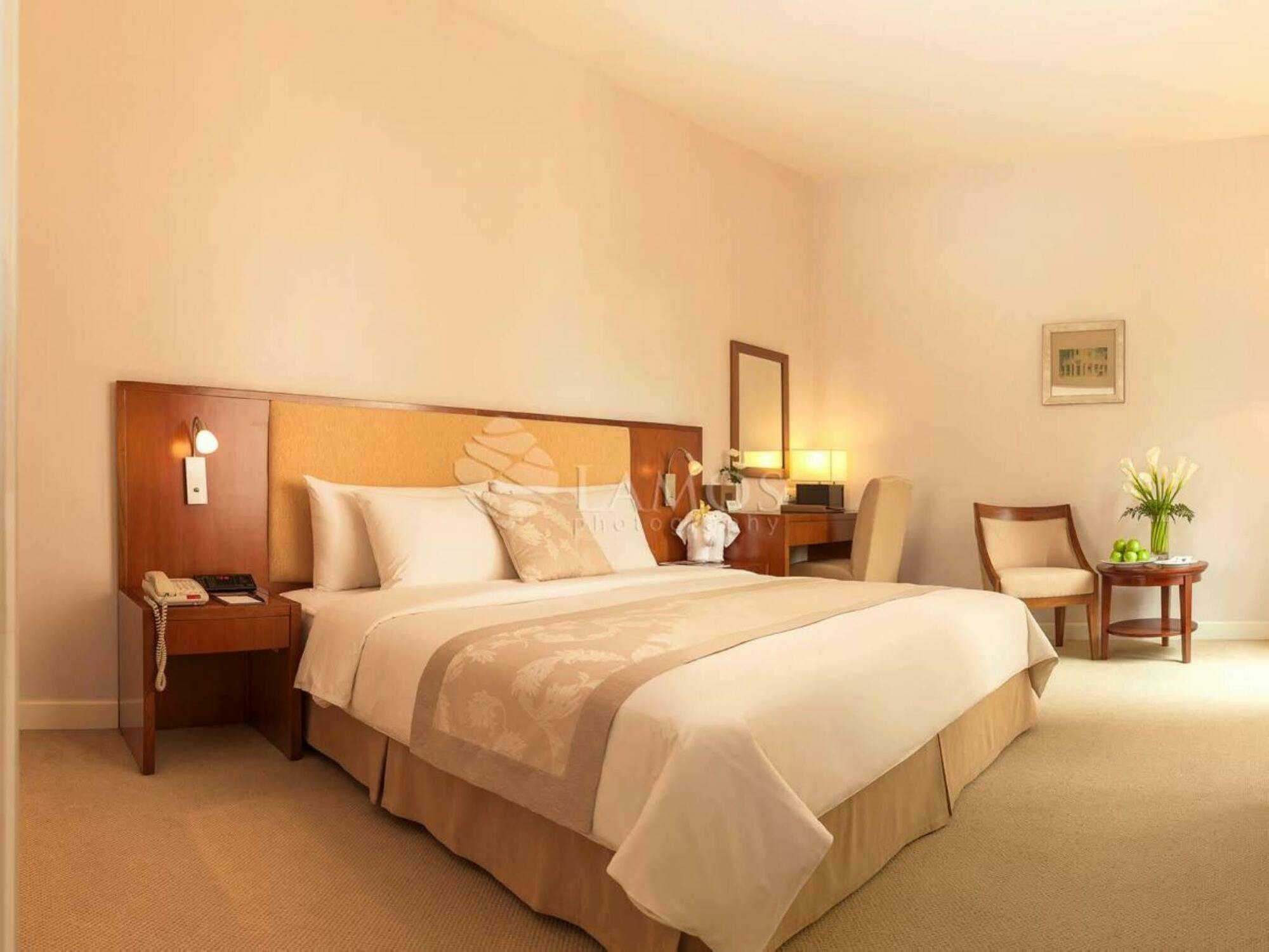 Catina Saigon Hotel Ho Chi Minh City Exterior photo